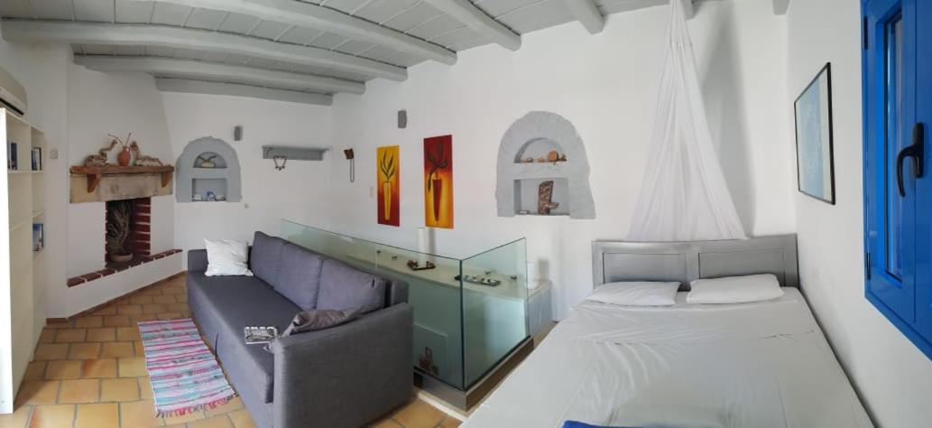 Xenonas Apartment Kamilari Ngoại thất bức ảnh