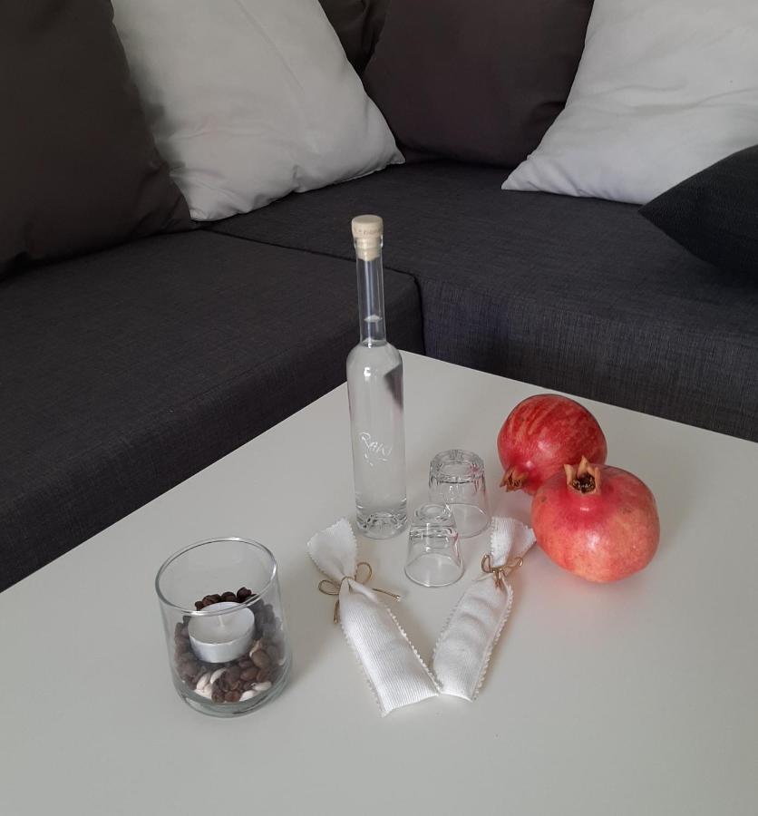 Xenonas Apartment Kamilari Ngoại thất bức ảnh