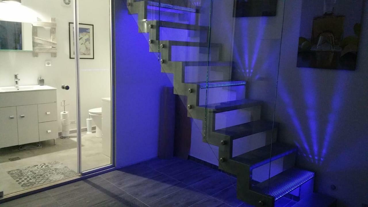 Xenonas Apartment Kamilari Ngoại thất bức ảnh